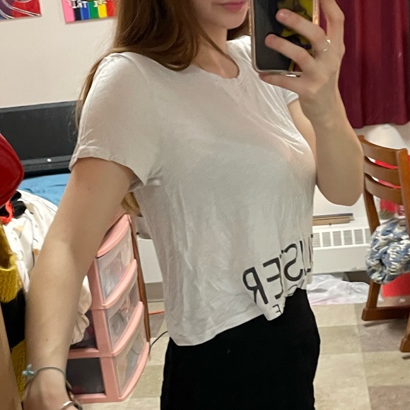 Hollister Graphic Tee - Picture 3 of 4